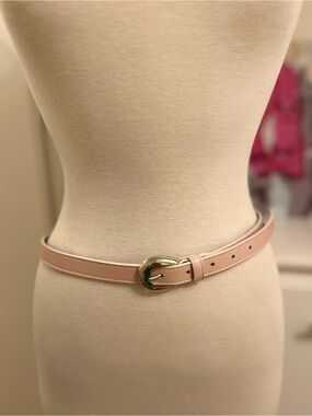 Garuglieri Slim Leather Waist Belt in Pink with Polished Silver Buckle - Size M
